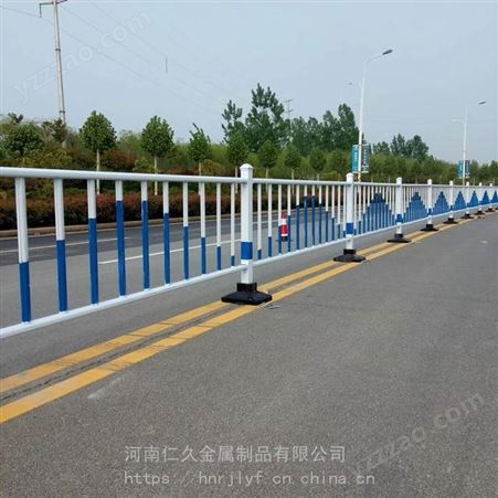 濮阳市护栏厂 工厂门口隔离护栏 小区景区人车分流护栏