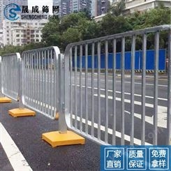 深圳道路护栏款式定制 道路路测防护栏杆 人行道隔离锌钢护栏