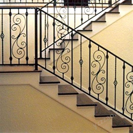 楼梯扶手定制 铁艺护栏现代简约楼梯扶手 小区别墅楼梯栏杆
